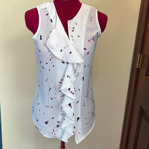 Apt. 9 blouse ruffled front white paint splatter look sleeveless top size S - Picture 1 of 6